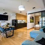 公寓 Visitzakopane - Royal Wellness & 扎科帕内