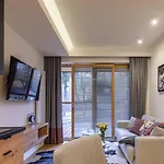 Apartment Visitzakopane - Royal Wellness & *
