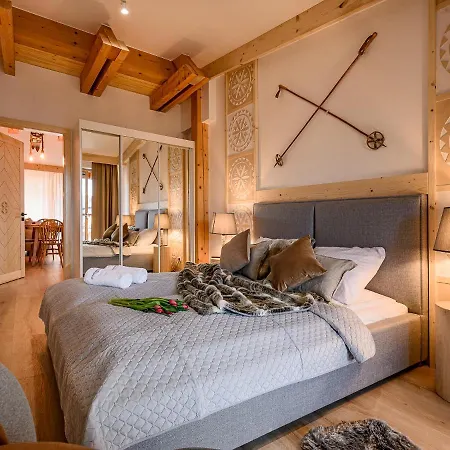 公寓 Visitzakopane - Royal Wellness & 扎科帕内